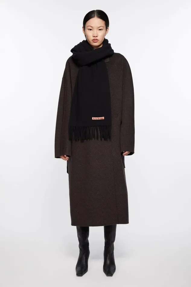 Acne Studios Fringe Wool Scarf 8211 Oversized Black Women Scarves Acne Studios Fringe Wool Scarf 8211 Oversized Black Women Scarves