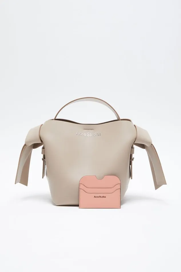 Acne Studios Leather Card Holder Salmon Pink Men Small Leather Goods Acne Studios Leather Card Holder Salmon Pink Men Small Leather Goods