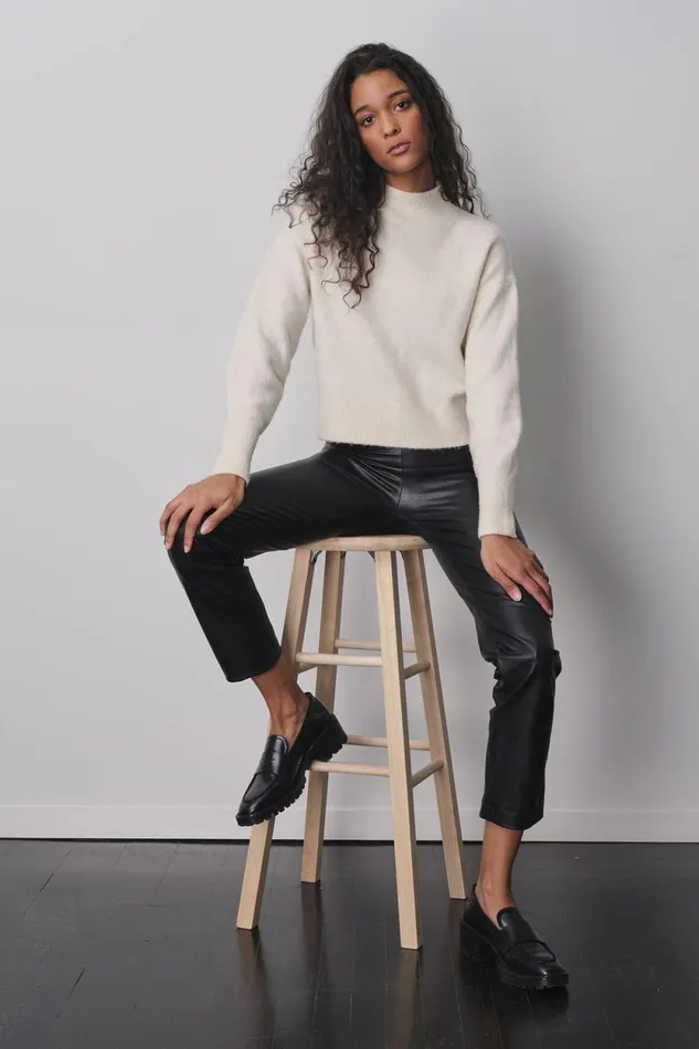 Avenue Montaigne EDITH Pleather Black Women Pants Avenue Montaigne EDITH Pleather Black Women Pants
