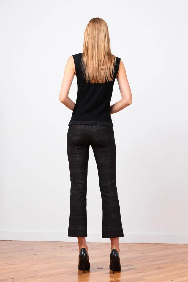 Avenue Montaigne LEO Matchless Women Pants Avenue Montaigne LEO Matchless Women Pants
