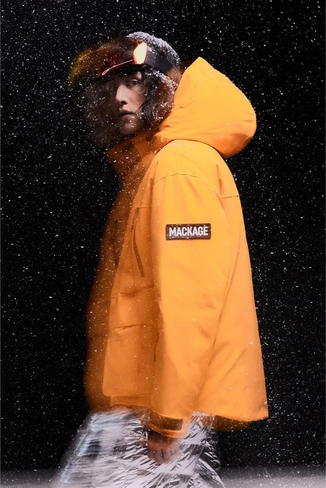 Downs and Parkas Men Mackage FROST AGILE360 Down Ski Jacket Black Downs and Parkas Men Mackage FROST AGILE360 Down Ski Jacket Black