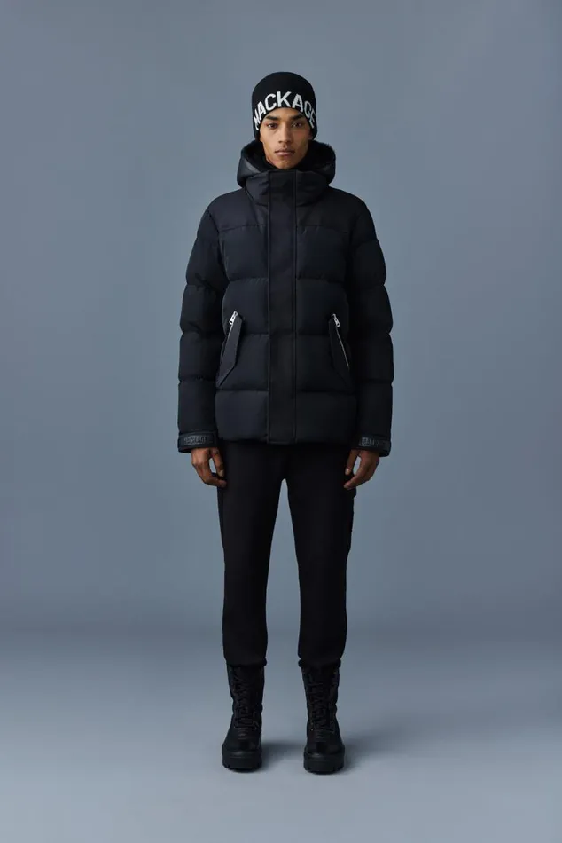 Downs and Parkas Men Mackage RILEY Classic Down Jacket With Removable Shearling Bib Black Downs and Parkas Men Mackage RILEY Classic Down Jacket With Removable Shearling Bib Black