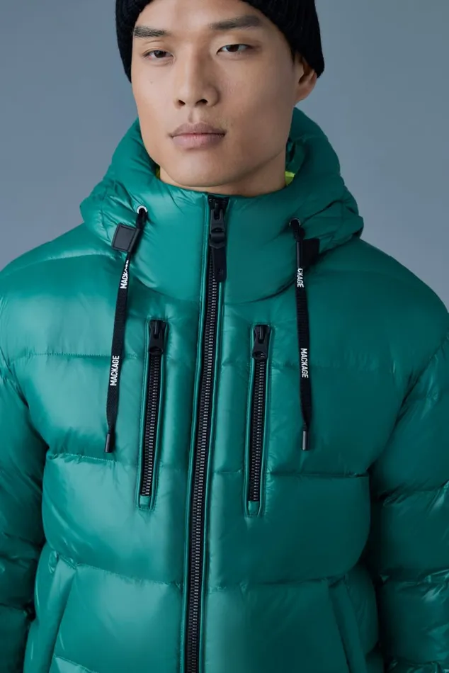 Downs and Parkas Men Mackage VICTOR Lustrous Light Down Jacket With Hood For Men Emerald Downs and Parkas Men Mackage VICTOR Lustrous Light Down Jacket With Hood For Men Emerald