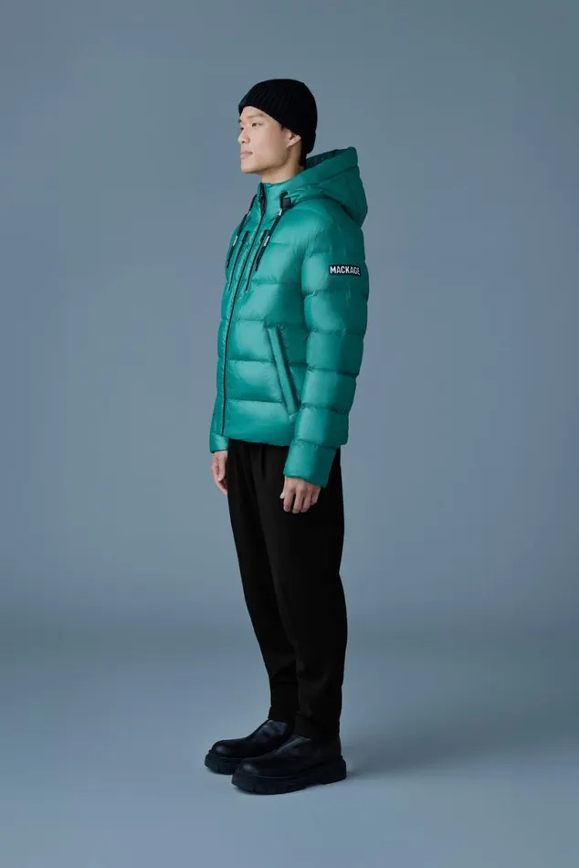 Downs and Parkas Men Mackage VICTOR Lustrous Light Down Jacket With Hood For Men Emerald Downs and Parkas Men Mackage VICTOR Lustrous Light Down Jacket With Hood For Men Emerald