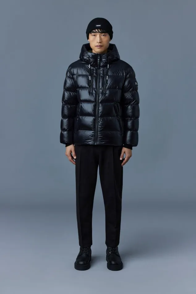 Downs and Parkas Men Mackage VICTOR Lustrous Light Down Jacket With Hood For Men Emerald Downs and Parkas Men Mackage VICTOR Lustrous Light Down Jacket With Hood For Men Emerald