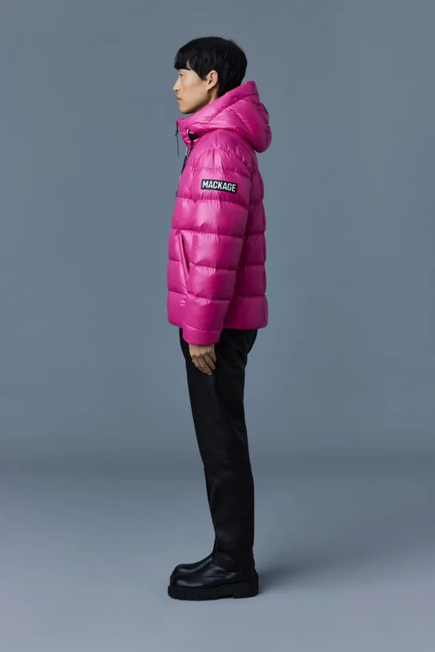 Downs and Parkas Men Mackage VICTOR Lustrous Light Down Jacket With Hood For Men Emerald Downs and Parkas Men Mackage VICTOR Lustrous Light Down Jacket With Hood For Men Emerald
