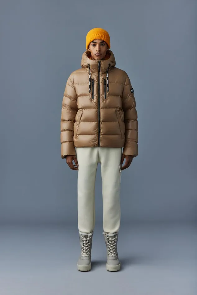 Downs and Parkas Men Mackage VICTOR Lustrous Light Down Jacket With Hood For Men Emerald Downs and Parkas Men Mackage VICTOR Lustrous Light Down Jacket With Hood For Men Emerald