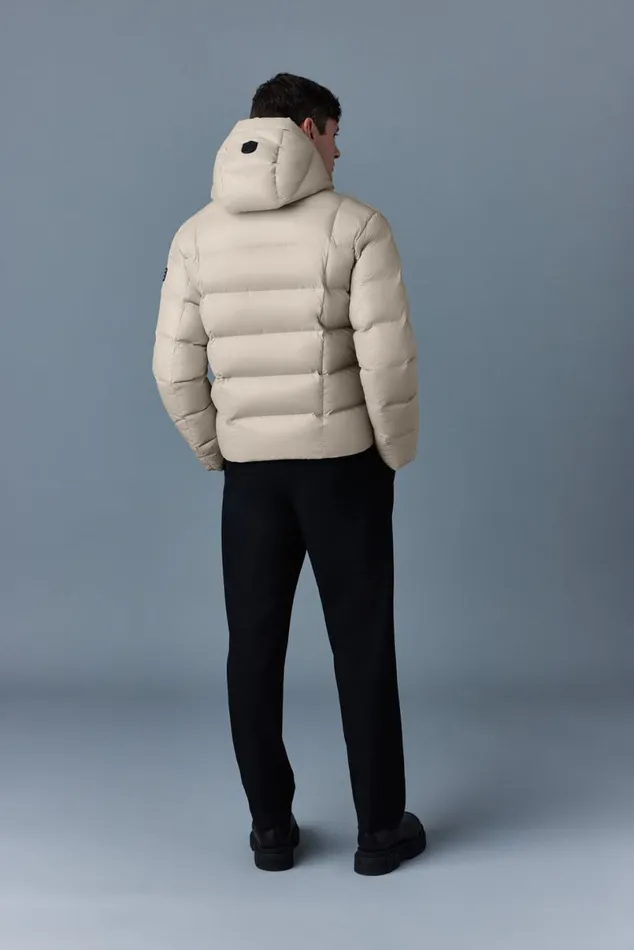 Downs and Parkas Men Mackage VICTOR Lustrous Light Down Jacket With Hood For Men Emerald Downs and Parkas Men Mackage VICTOR Lustrous Light Down Jacket With Hood For Men Emerald