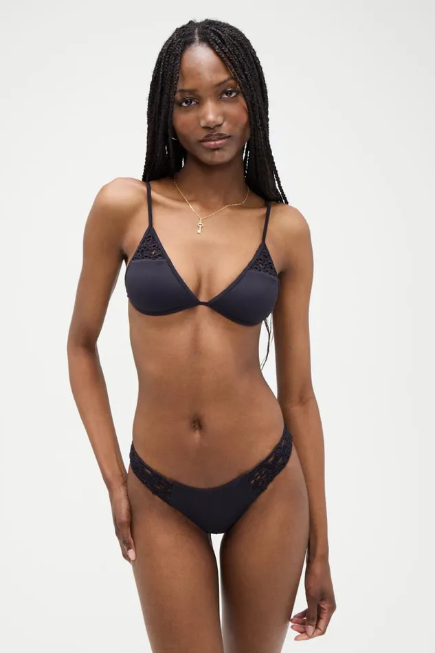 Frankies Bikinis Bikinis Women Tanner Triangle Bikini Top Black