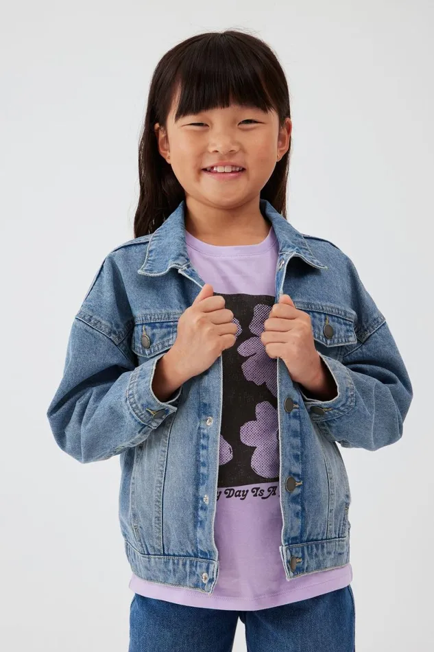 Girls 214Boys 214 Jackets and Sweaters Cotton On Emmy Oversized Denim Jacket Weekend Wash Girls 214Boys 214 Jackets and Sweaters Cotton On Emmy Oversized Denim Jacket Weekend Wash