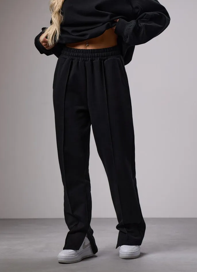 Gym King Tracksuits Women GKW Sports Luxe V Neck Tracksuit 8211 Black