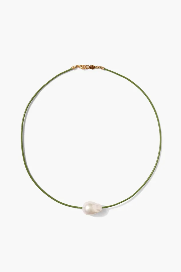 Isla Pearl Necklace Green Women Chan Luu Necklaces