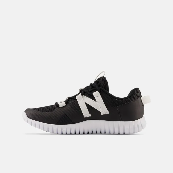 Kids PLAYGRUV V2 Bungee Black With White New Balance Size 35 8211 7 Kids PLAYGRUV V2 Bungee Black With White New Balance Size 35 8211 7
