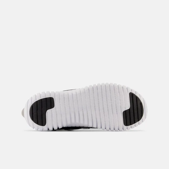 Kids PLAYGRUV V2 Bungee Black With White New Balance Size 35 8211 7 Kids PLAYGRUV V2 Bungee Black With White New Balance Size 35 8211 7