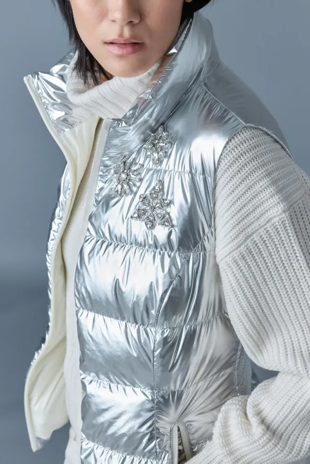 Light Down Jackets Women Mackage GISELAMSF Metallic Laminate Snowflake Down Vest Silver Light Down Jackets Women Mackage GISELAMSF Metallic Laminate Snowflake Down Vest Silver