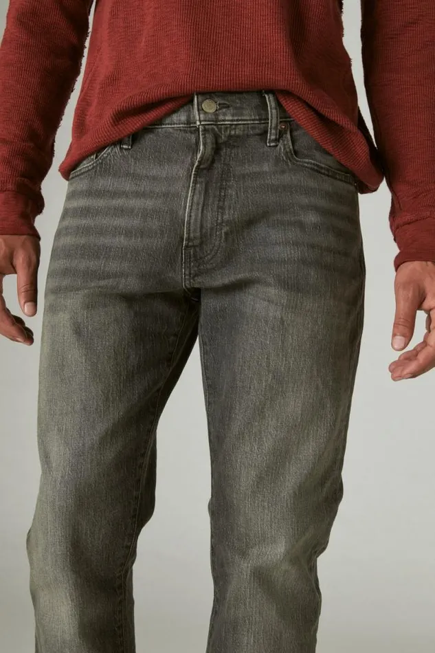Men Lucky Brand Jeans 410 Athletic Straight Comfort Stretch Jean Hanover