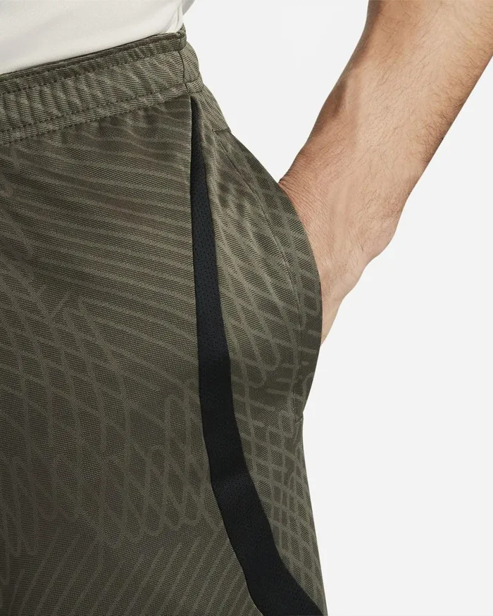Men Nike Shorts FC Barcelona Strike Sequoiablackwhite