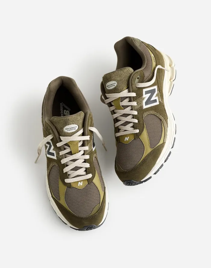 Men Sneakers Madewell New Balance 2002R Sneakers Dark Moss Covert Green