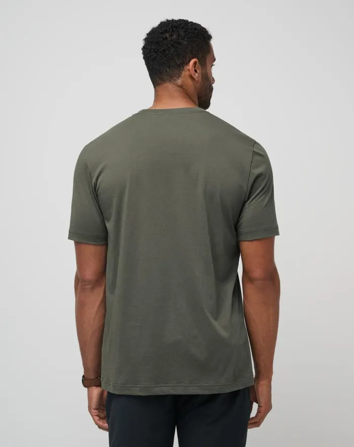 Men Tees TravisMathew PORT PLANNER TEE Dark Olive Men Tees TravisMathew PORT PLANNER TEE Dark Olive