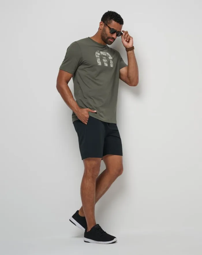 Men Tees TravisMathew PORT PLANNER TEE Dark Olive Men Tees TravisMathew PORT PLANNER TEE Dark Olive