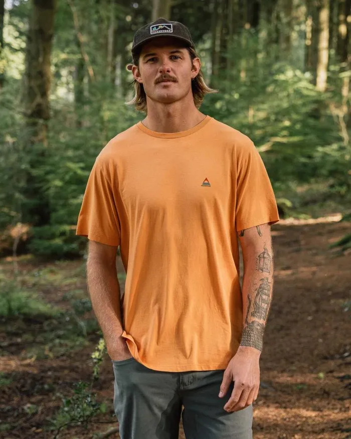 Passenger Clothing Classic Logo Recycled Cotton TShirt Tangerine Men TShirts and Vests