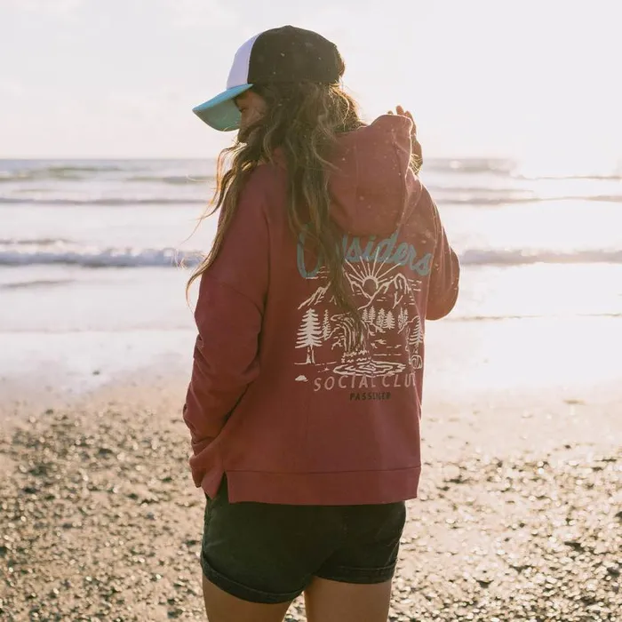 Passenger Clothing Early Riser Recycled Cotton Hoodie Earth Red Women Hoodies and Sweatshirts