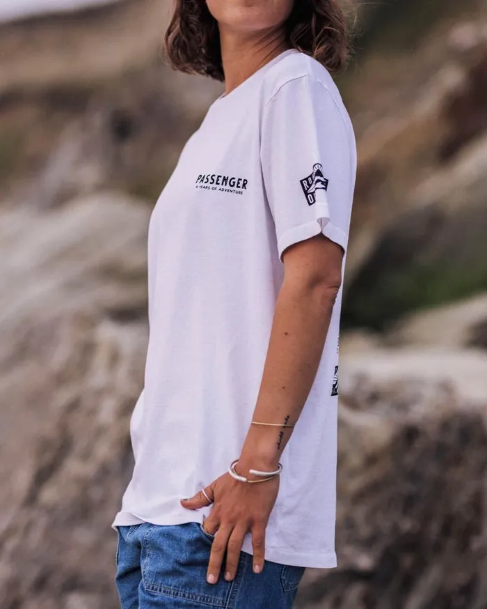 Passenger Clothing Float Oversized Recycled Cotton TShirt White Women Tops and TShirts