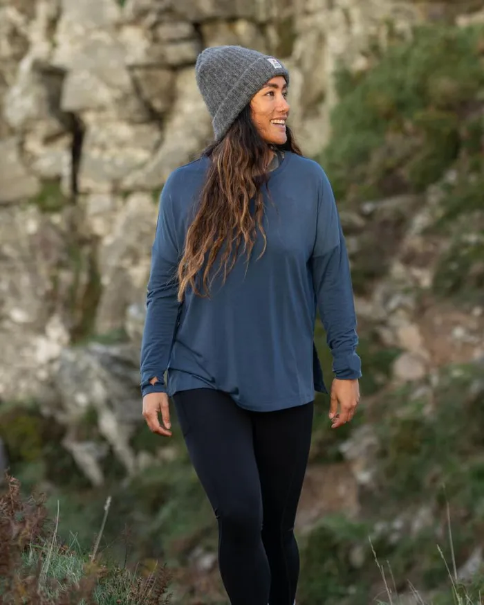 Passenger Clothing Lotus Recycled Active LS Top Dark Denim Women Activewear