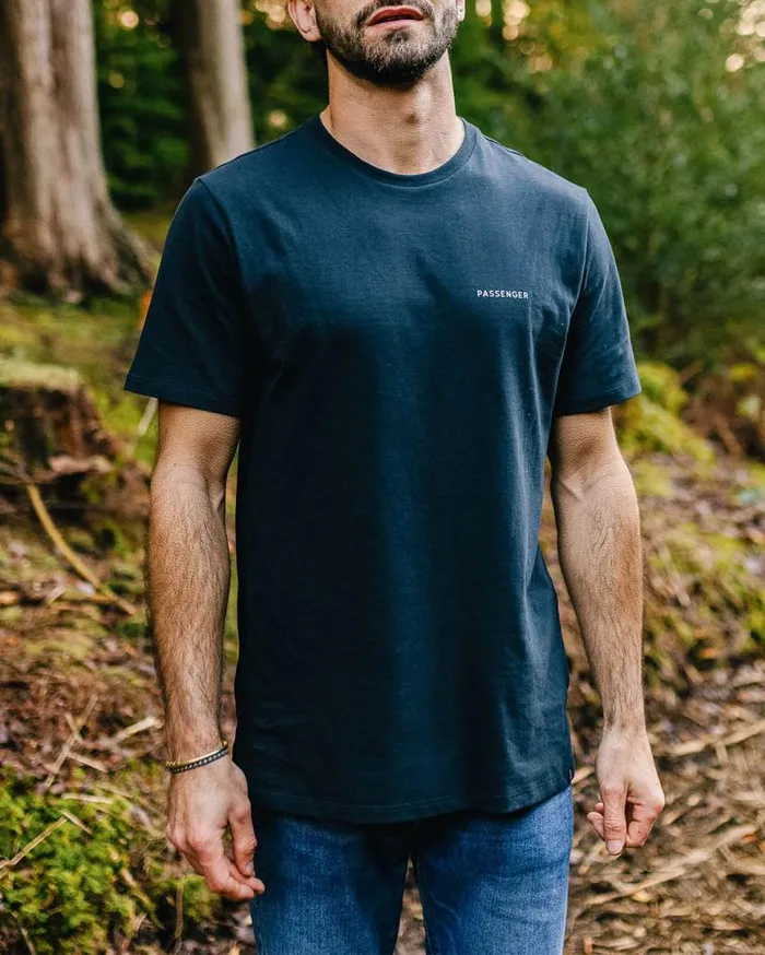 Passenger Clothing Made To Roam Recycled Cotton TShirt Deep Navy Men TShirts and Vests