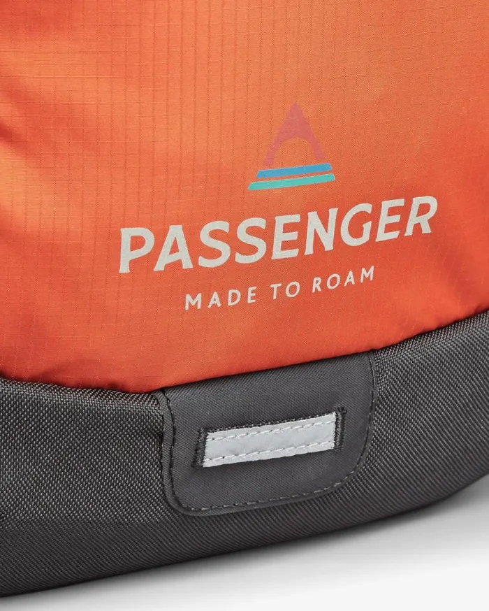 Passenger Clothing Track Recycled 20L Backpack Rust WomenMen Backpacks and Bags