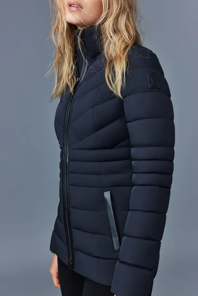 Puffers Women Mackage PATSY Agile 360 Down Jacket With Blue Fox Fur Cream Puffers Women Mackage PATSY Agile 360 Down Jacket With Blue Fox Fur Cream