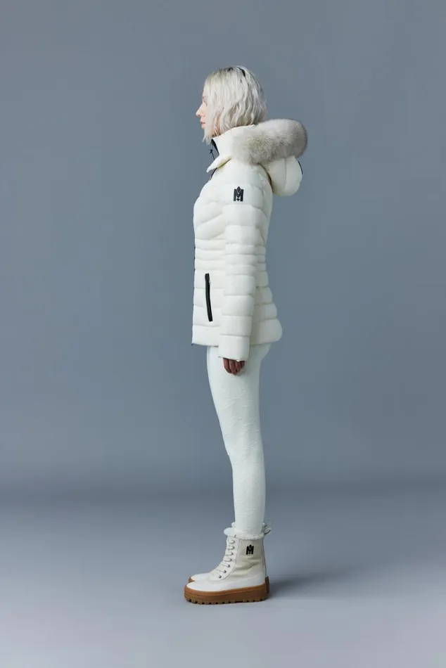 Puffers Women Mackage PATSY Agile 360 Down Jacket With Blue Fox Fur Cream Puffers Women Mackage PATSY Agile 360 Down Jacket With Blue Fox Fur Cream