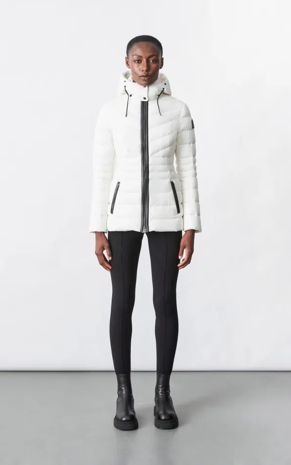 Puffers Women Mackage PATSY Agile 360 Down Jacket With Blue Fox Fur Cream Puffers Women Mackage PATSY Agile 360 Down Jacket With Blue Fox Fur Cream