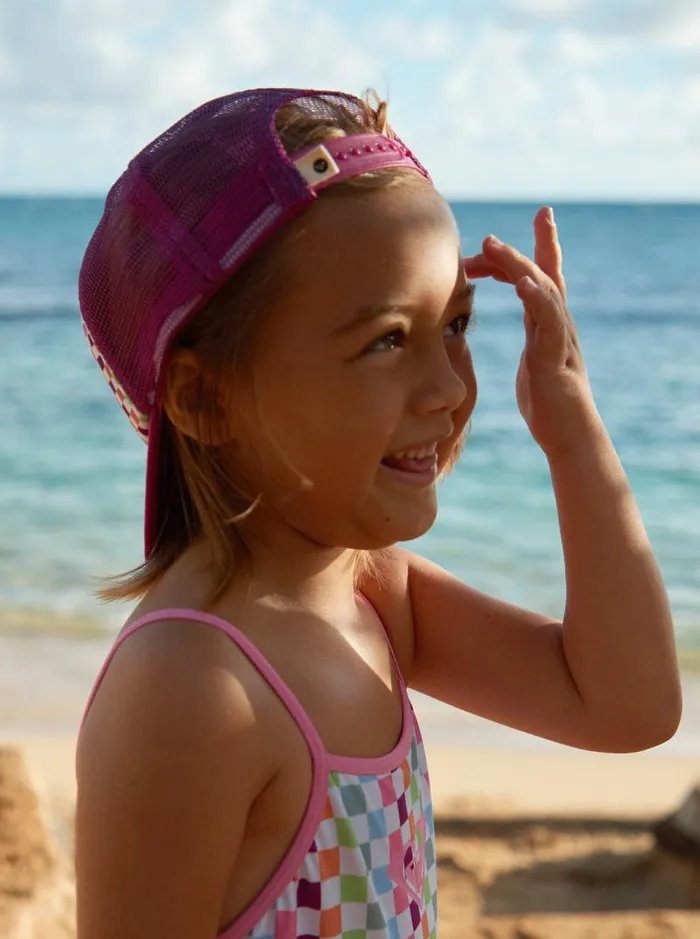 Roxy Accessories Girl039s 27 Sweet Emotions Trucker Hat Bright White Check Check 8211 Kids