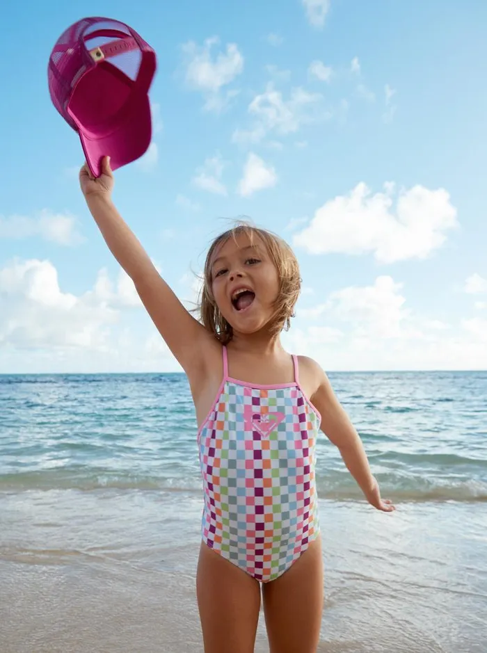 Roxy Accessories Girl039s 27 Sweet Emotions Trucker Hat Bright White Check Check 8211 Kids