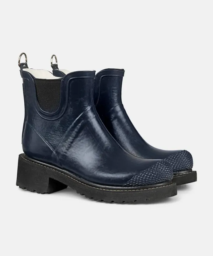 Short Rubber Boots With High Heel 8211 Dark Indigo Rainboots Ilse Jacobsen Rainboots Short
