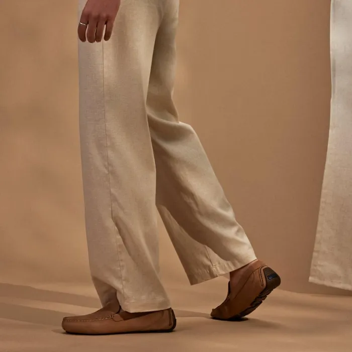 Sperry Davenport Nubuck Venetian Driver Bone Men Loafers and Oxfords