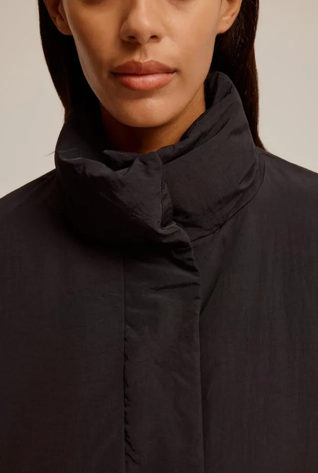 Woman Venroy Blazers and Jackets Nylon Puffer Jacket