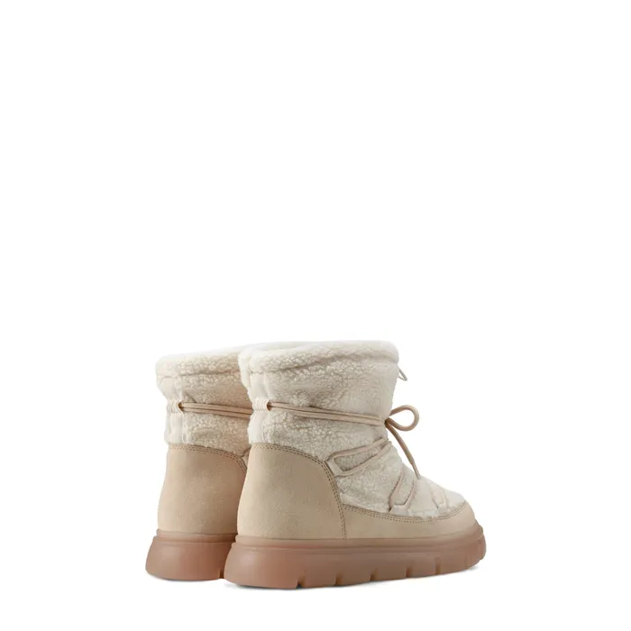 Women HunterBoots Women8217s Misty Lug Sole Insulated Waterproof Snow Booties Insulated and Snow Boots