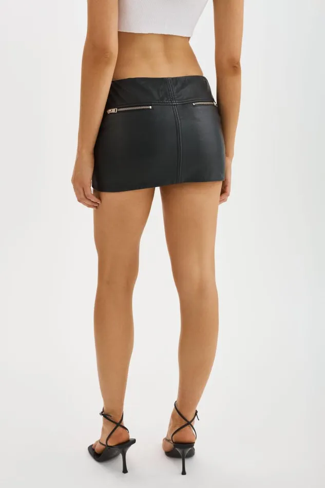 Women KRISSY Leather Mini Skirt Blackwinter Whiteruby Red LAMARQUE Skirts Women KRISSY Leather Mini Skirt Blackwinter Whiteruby Red LAMARQUE Skirts