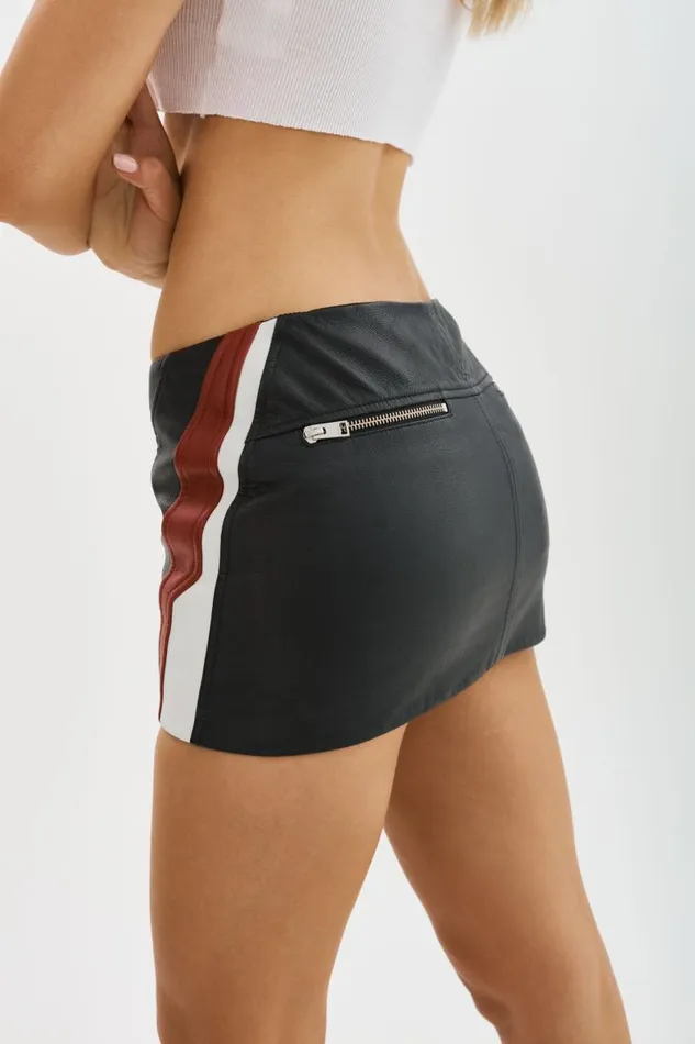 Women KRISSY Leather Mini Skirt Blackwinter Whiteruby Red LAMARQUE Skirts Women KRISSY Leather Mini Skirt Blackwinter Whiteruby Red LAMARQUE Skirts