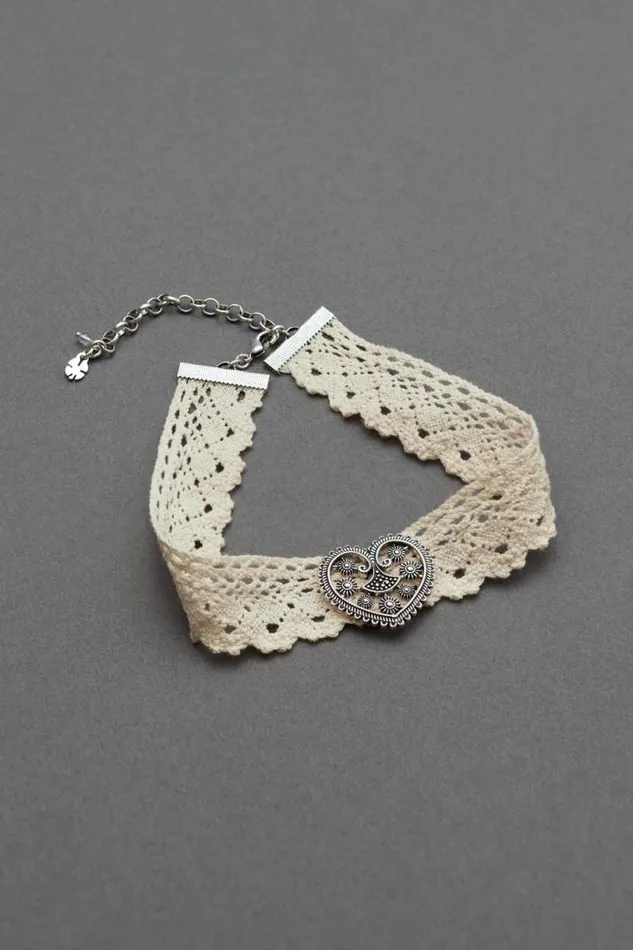 Women Lucky Brand Jewelry Detailed Heart Lace Choker Necklace Silver
