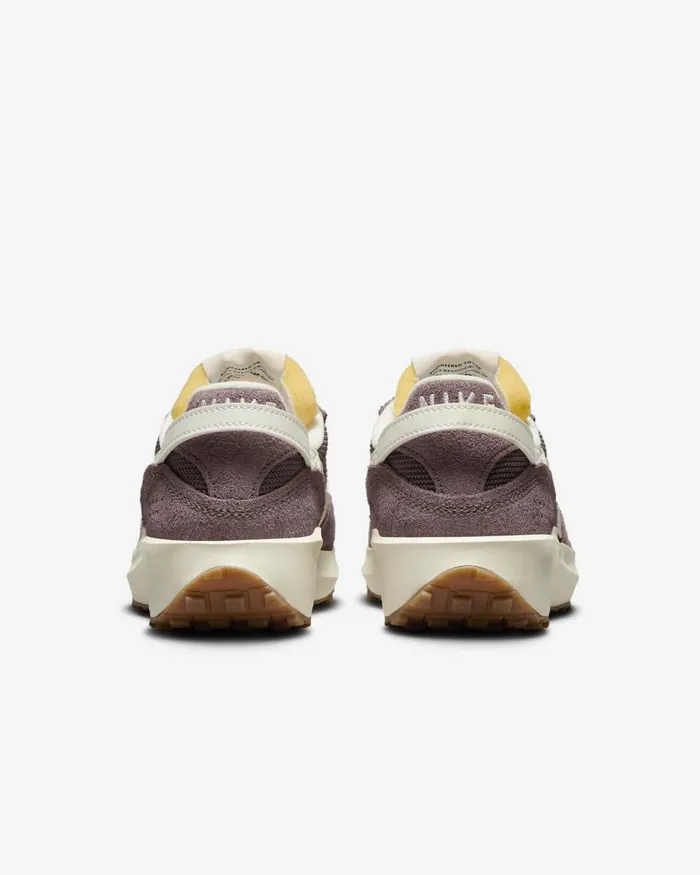 Women Nike Lifestyle Waffle Debut Vintage Plum Eclipsecoconut Milkgum Medium Brownsail
