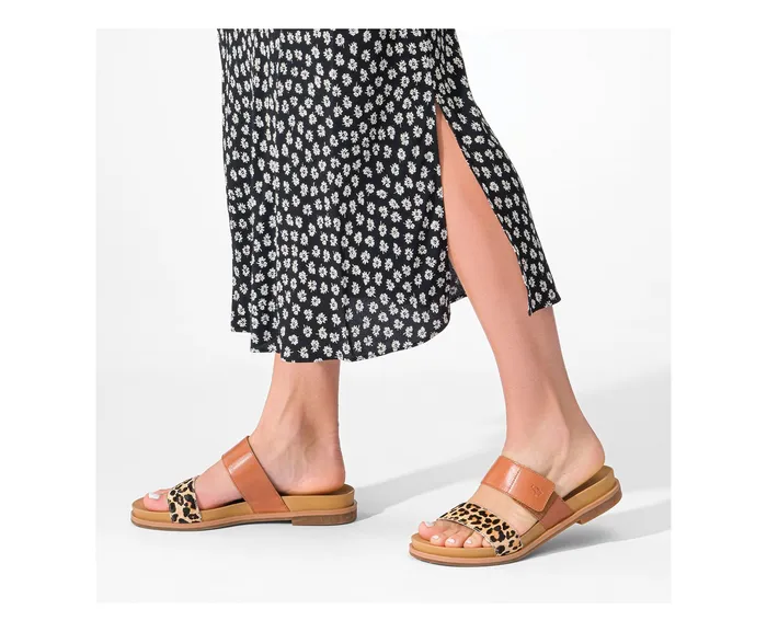 Women Sandals Hush Puppies Lilly 2 Band Slide Amber Brownleopard Leather