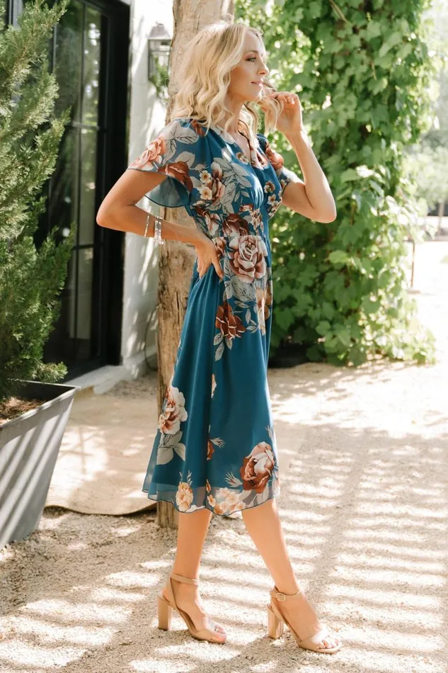 Women Sarah Smocked Midi Dress Blue Floral Baltic Born Midi Dresses Women Sarah Smocked Midi Dress Blue Floral Baltic Born Midi Dresses