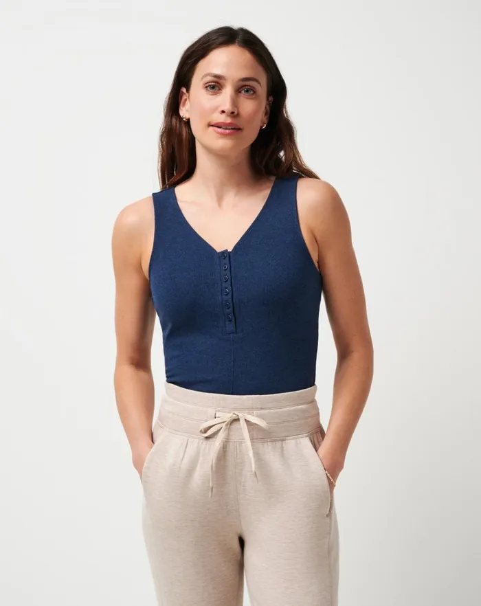 Women Shirts and Tops TravisMathew CLOUD RIB SUNSHINE TANK Heather Navy Blazer